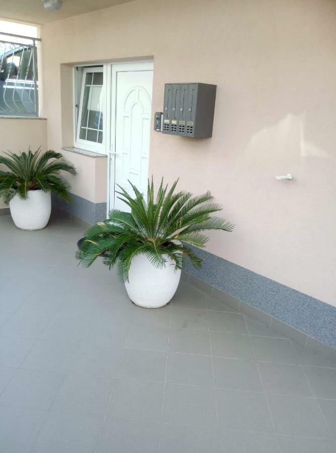 Apartment Miskovic Makarska Exterior foto